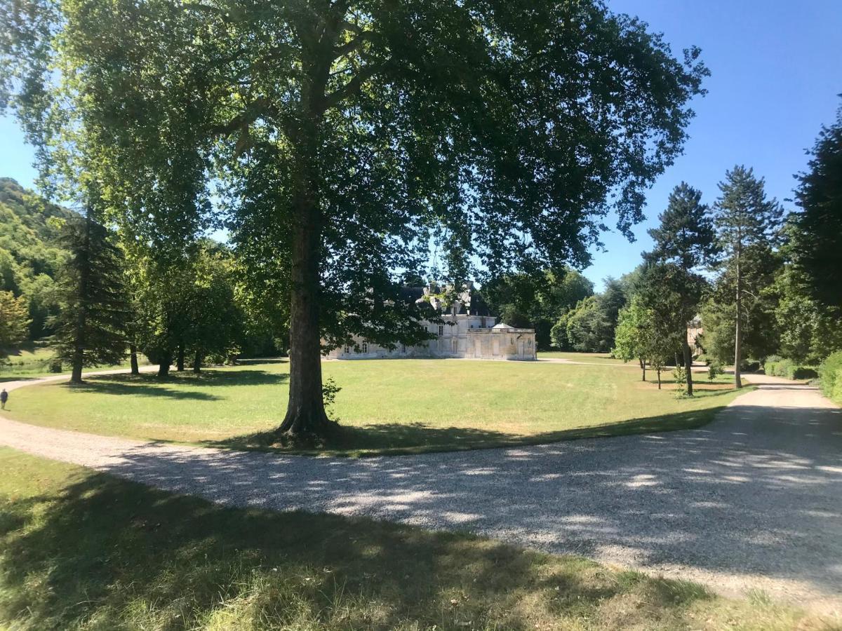 Gite De Mauxe Villa Acquigny Exterior photo